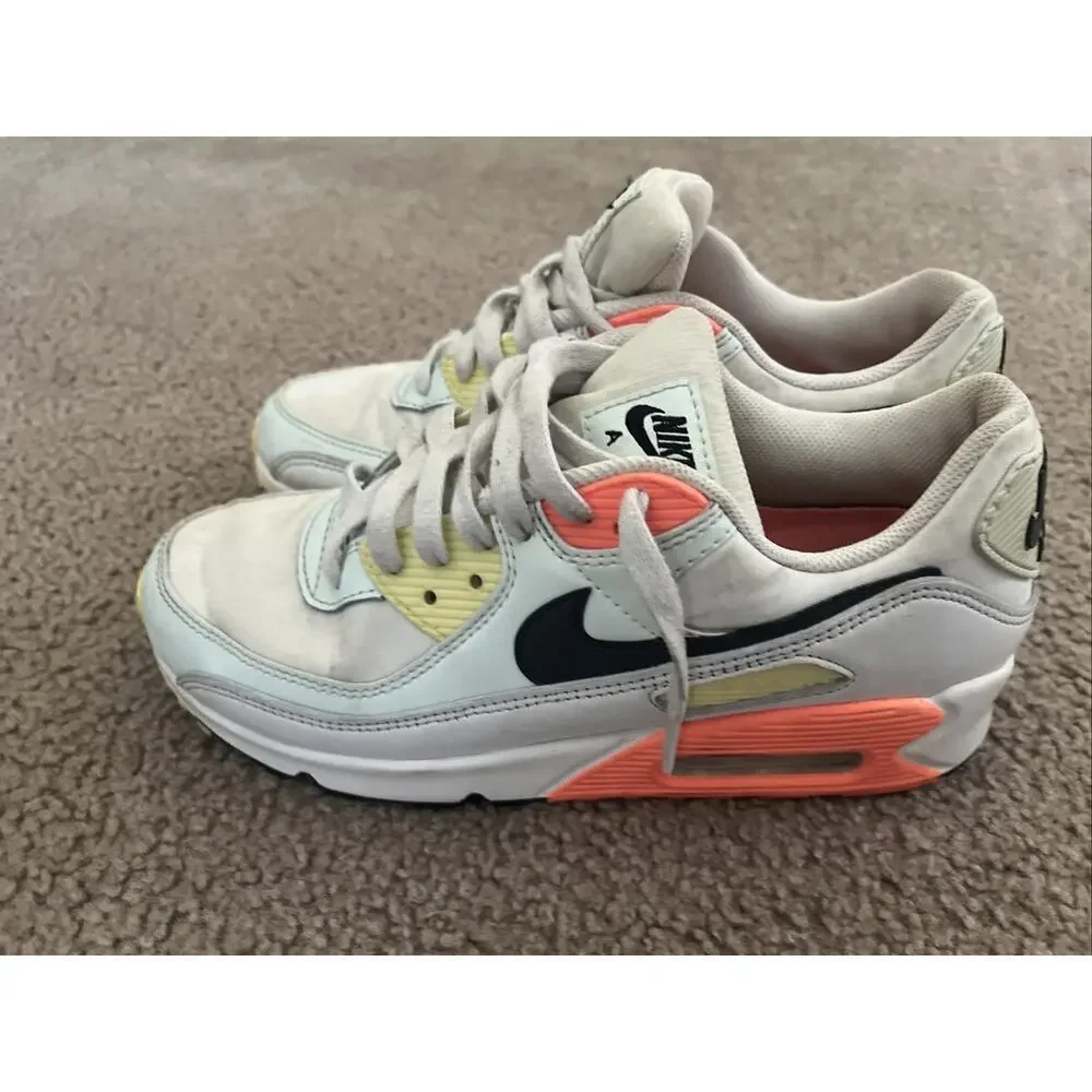 Womens Nike Air Max 90 Summit White Smoke Gray Mango Sneakers CV8819-101 Sz 9 - Picture 3 of 12